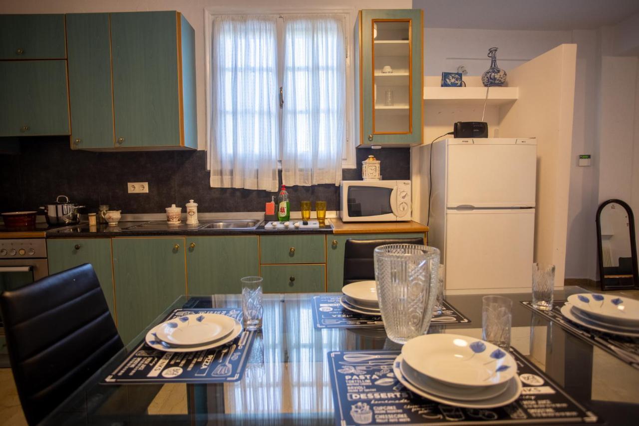Traditional Villa Appartment With Garden, Also For Gatherings ,15 Minutes From Thessaloniki Airport Exterior foto