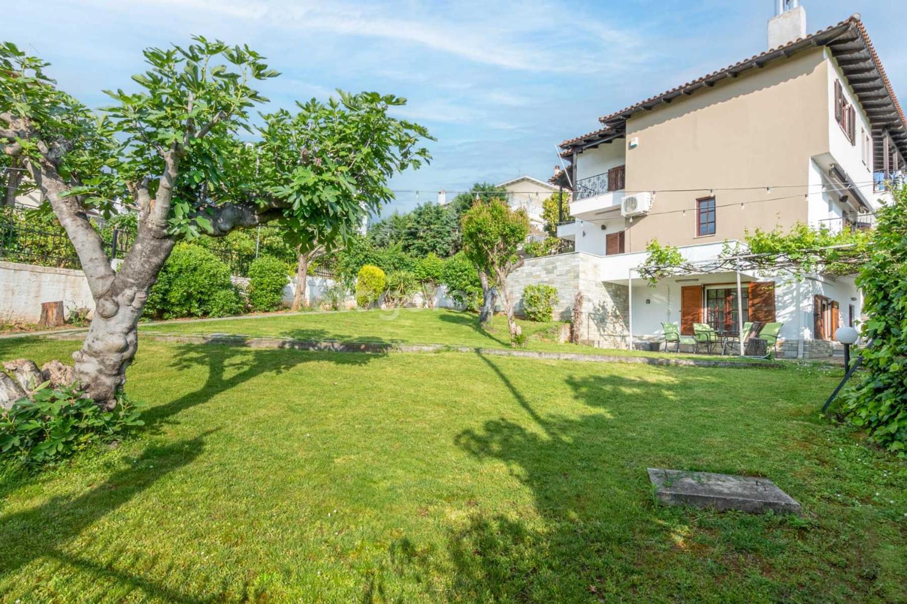 Traditional Villa Appartment With Garden, Also For Gatherings ,15 Minutes From Thessaloniki Airport Exterior foto