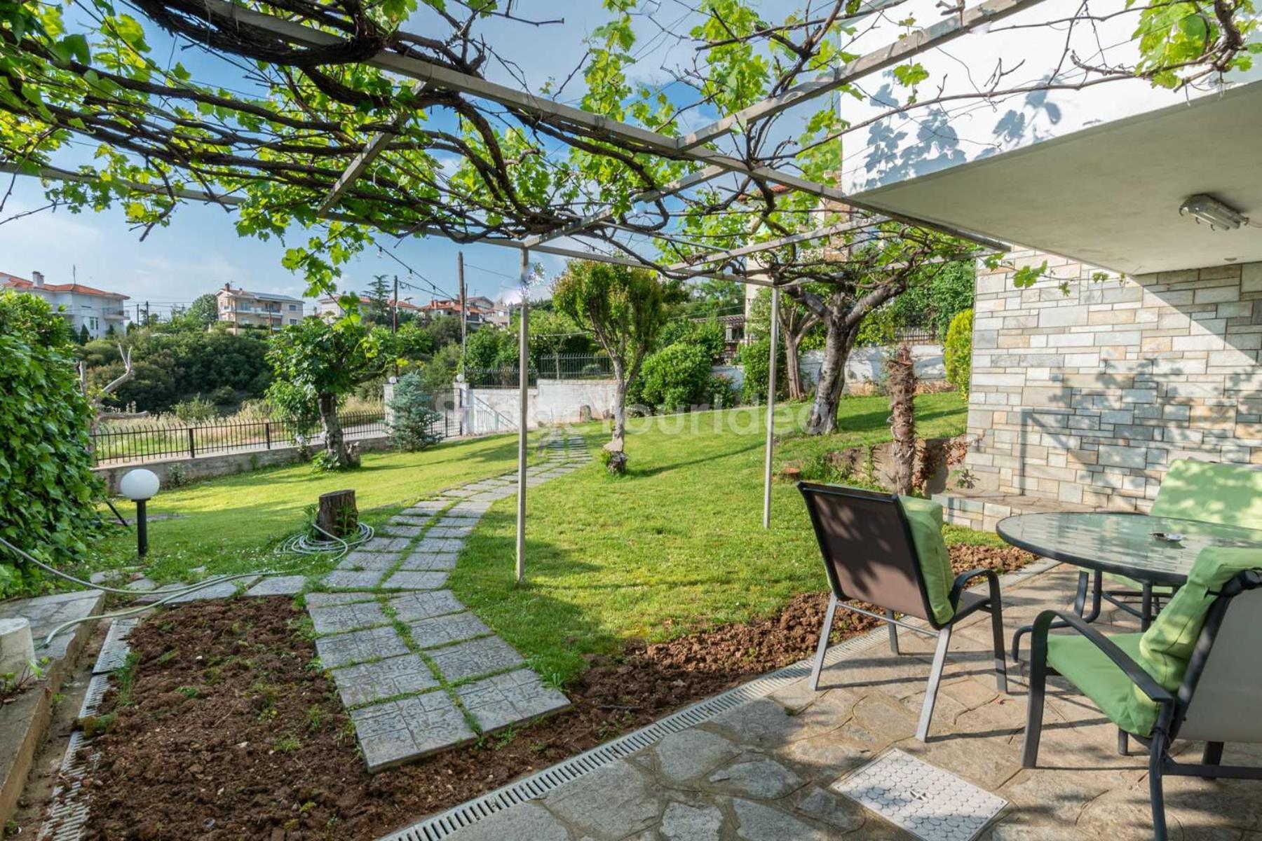Traditional Villa Appartment With Garden, Also For Gatherings ,15 Minutes From Thessaloniki Airport Exterior foto